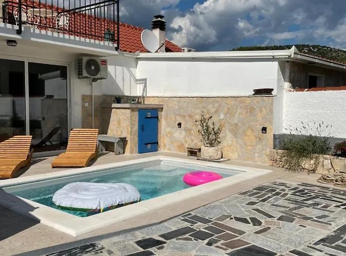 House Marin Dvor Vrsine