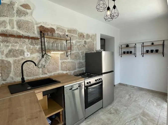 House Marin Dvor Vrsine
