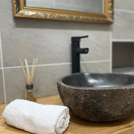 Vikendica House Marin Dvor Vrsine