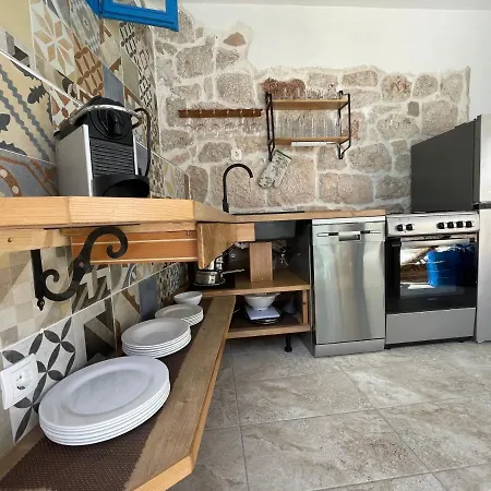 House Marin Dvor * Vrsine