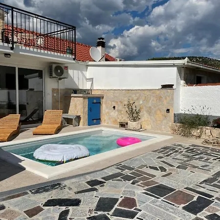 House Marin Dvor Vrsine