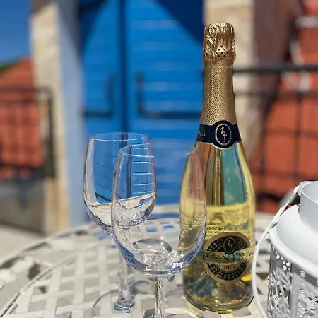 Vikendica House Marin Dvor *